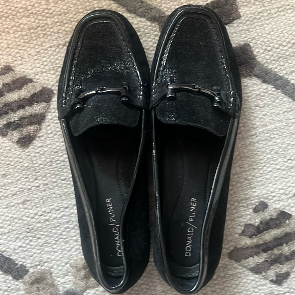 Donald Pliner Black Sparkly Flats